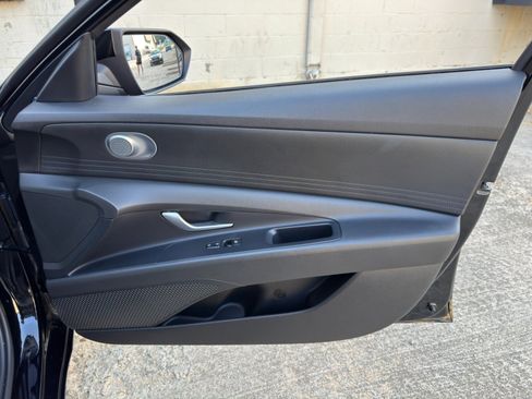Used 2023 Hyundai Elantra SEL w/ Cargo Package FWD image 37