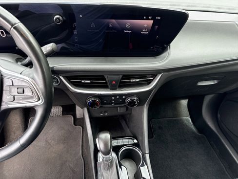 Used 2024 Buick Encore GX Preferred FWD image 27