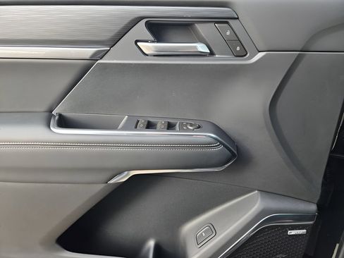 New 2026 GMC Acadia Elevation w/ Elevation Premium Package FWD image 15