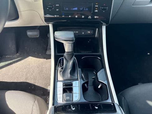 Used 2024 Hyundai Tucson SEL FWD image 19