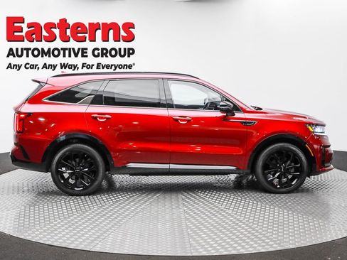 Used 2022 Kia Sorento SX image 4