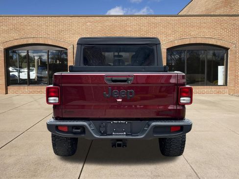 Used 2021 Jeep Gladiator Sport w/ Trailer Tow Package AWD/4WD image 8
