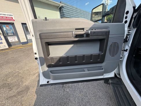 Used 2016 Ford F450 XL w/ Power Equipment Group image 39