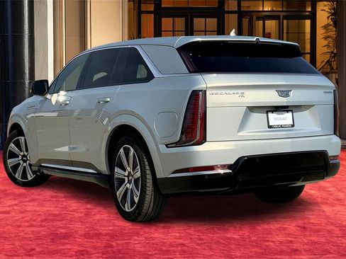 New 2025 Cadillac Escalade IQ Luxury 2 image 4