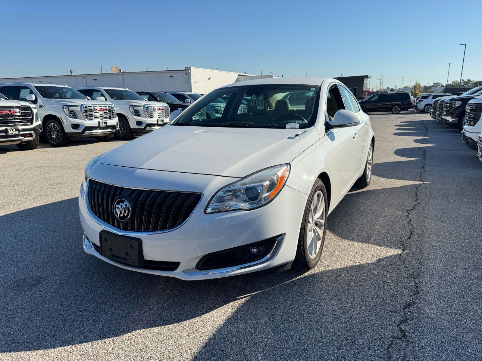 Used 2014 Buick Regal FWD image 1