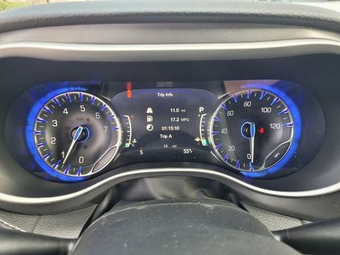 New 2026 Chrysler Pacifica Select image 30