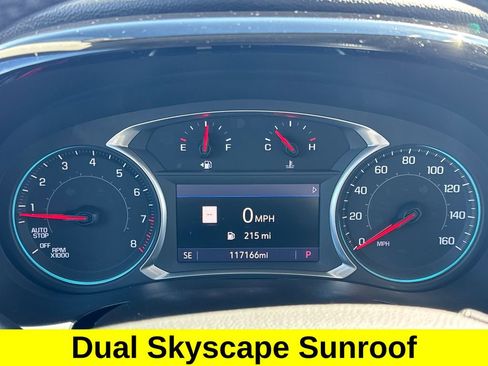 Used 2021 Chevrolet Traverse LT w/ LT Premium Package image 16