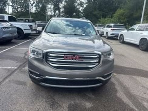 Used 2019 GMC Acadia SLT AWD/4WD image 9
