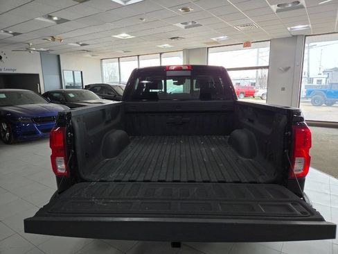 Used 2018 Chevrolet Silverado 1500 LTZ Z71 w/ LTZ Plus Package image 8