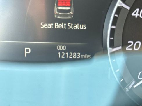 Used 2021 Toyota Highlander XLE AWD/4WD image 22