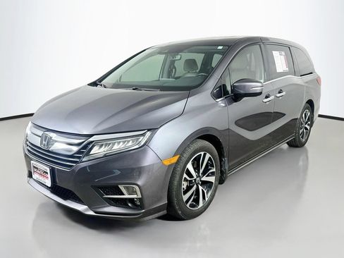 Used 2018 Honda Odyssey Elite image 3