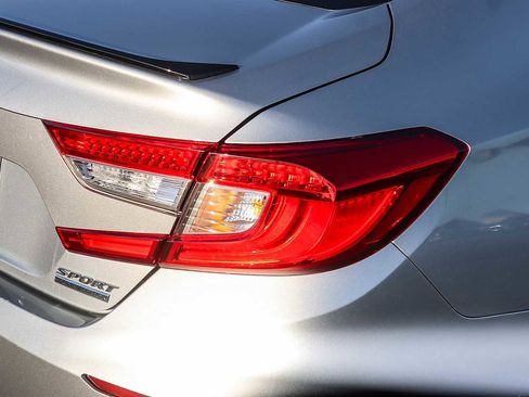 Used 2021 Honda Accord Sport Special Edition image 8