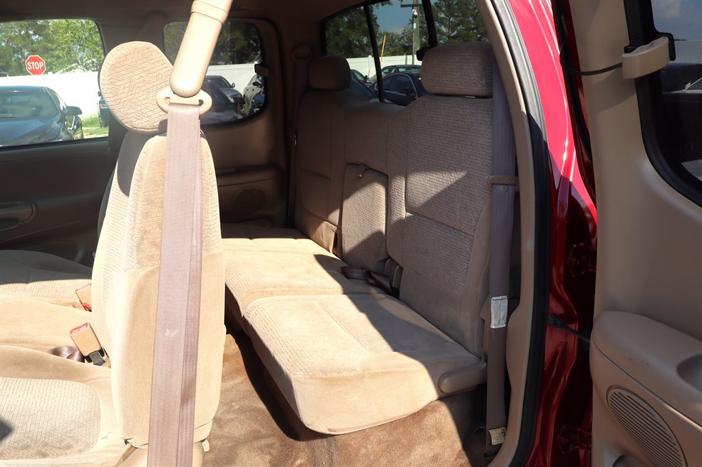 Used 2000 Toyota Tundra Limited RWD image 18