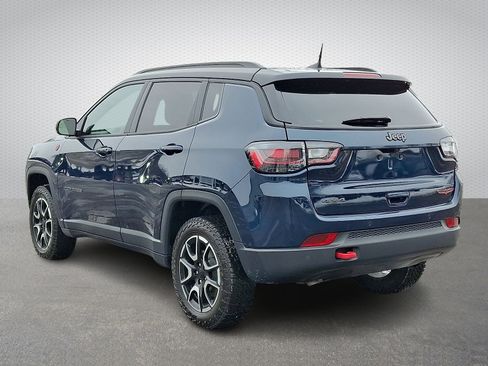 Certified 2024 Jeep Compass Trailhawk w/ Trailhawk Elite Group image 4