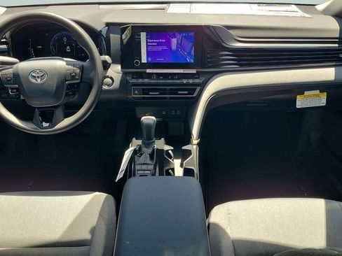 New 2026 Toyota Camry LE FWD image 11