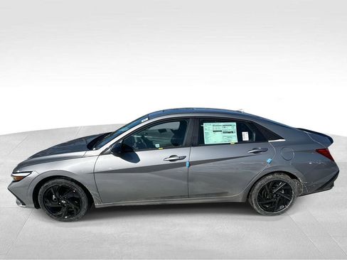 New 2026 Hyundai Elantra SEL Sport Premium FWD image 5