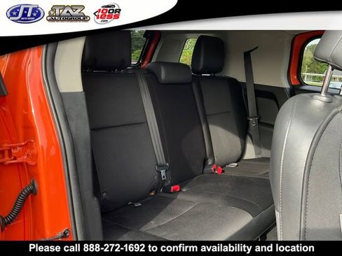 Used 2013 Toyota FJ Cruiser 2WD w/ Convenience Pkg image 13