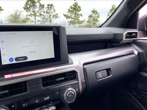 Used 2025 Toyota 4Runner TRD Off-Road image 34