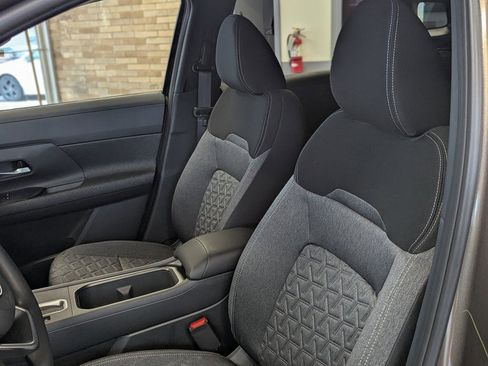 New 2026 Nissan Kicks SV image 11