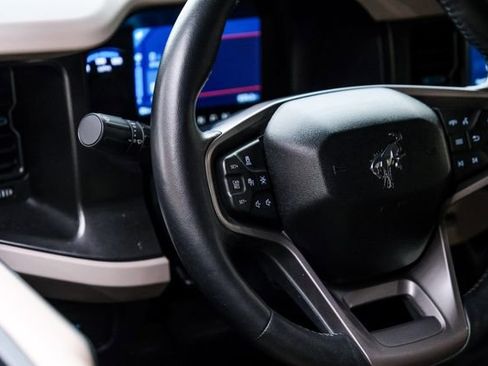 Used 2022 Ford Bronco Wildtrak image 55