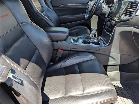 Used 2020 Jeep Grand Cherokee Trailhawk w/ Trailhawk Luxury Group AWD/4WD image 20