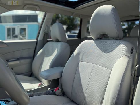 Used 2010 Subaru Forester 2.5X Premium w/ Popular Equipment Group 4A AWD/4WD image 13