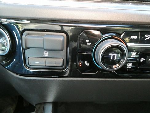 Certified 2024 Chevrolet Silverado 1500 LT Trail Boss w/ Convenience Package II image 26