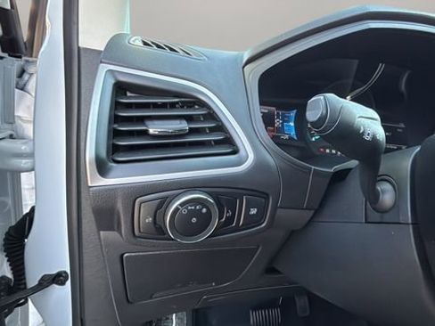 Used 2024 Ford Edge SEL image 21