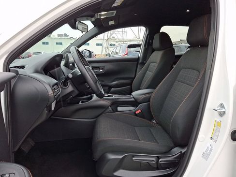 Used 2026 Honda HR-V Sport image 8
