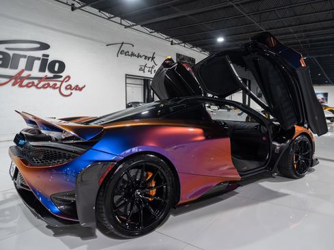 Used 2021 McLaren 765LT image 15