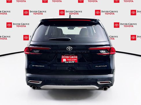 Used 2025 Toyota Grand Highlander AWD Hybrid image 6
