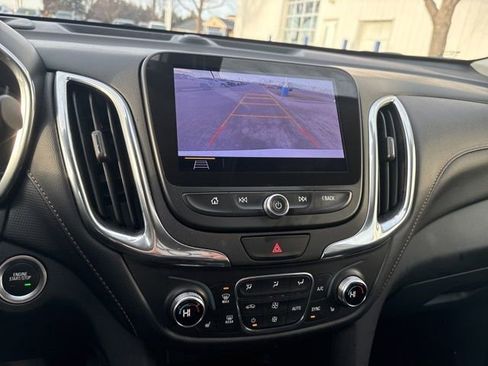 Used 2020 Chevrolet Equinox Premier image 15