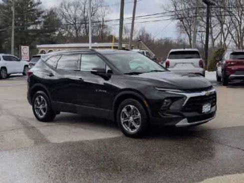 Certified 2023 Chevrolet Blazer LT image 2