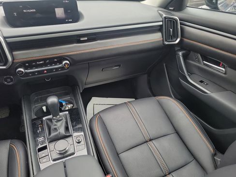 Used 2025 MAZDA CX-50 AWD 2.5 S w/ Premium Plus Pkg image 18