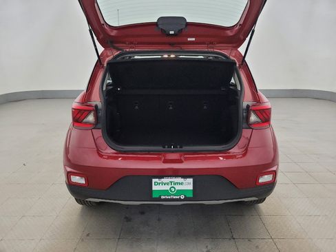 Used 2023 Hyundai Venue SEL FWD image 29