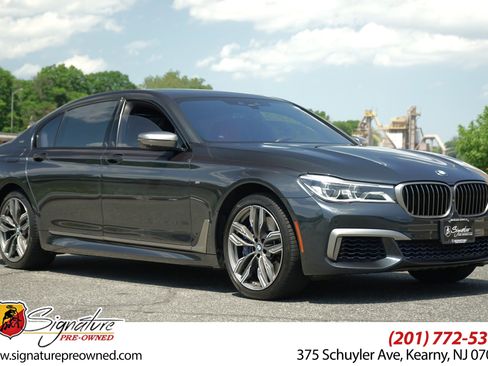 Used 2018 BMW M760i xDrive AWD/4WD image 1