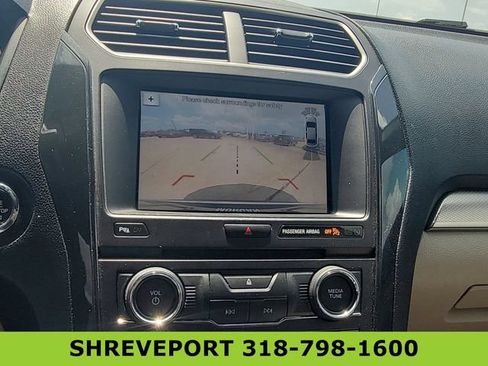 Used 2018 Ford Explorer XLT w/ Equipment Group 202A FWD image 15