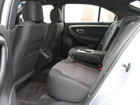 Used 2018 Ford Taurus SEL FWD image 8