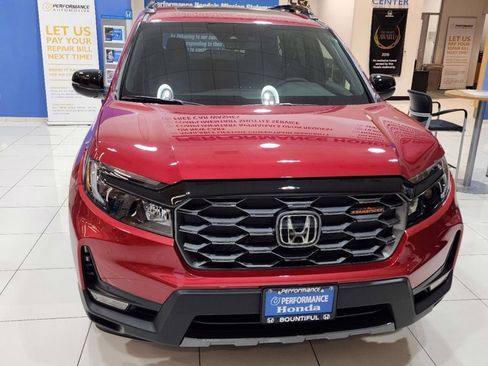 Used 2023 Honda Passport TrailSport image 3