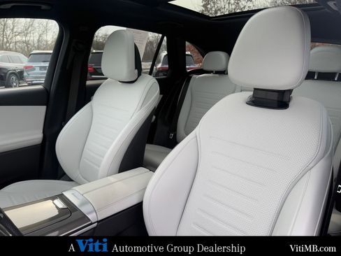 Certified 2024 Mercedes-Benz GLC 300 4MATIC image 18