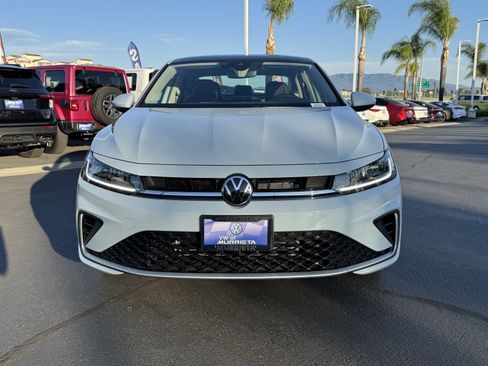New 2026 Volkswagen Jetta SE image 3