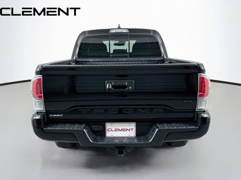 Used 2023 Toyota Tacoma TRD Sport RWD image 8