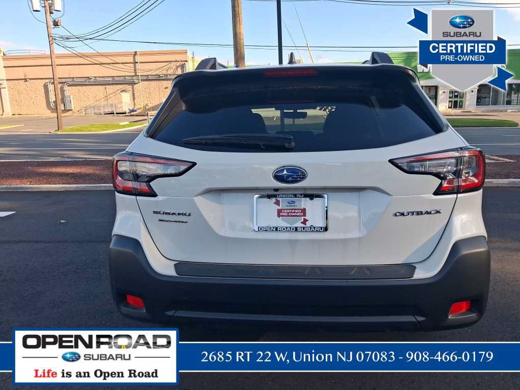 Used 2025 Subaru Outback Premium AWD/4WD image 4