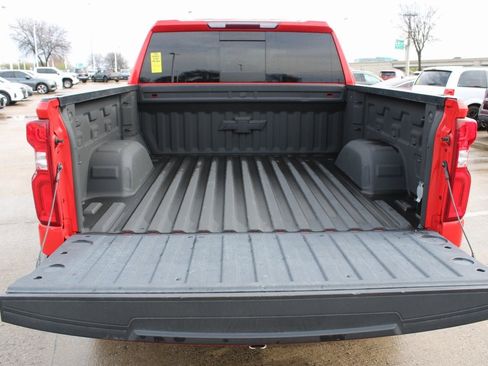 Used 2020 Chevrolet Silverado 1500 LT Trail Boss image 27