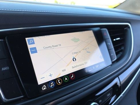 Used 2024 Buick Enclave Premium image 24