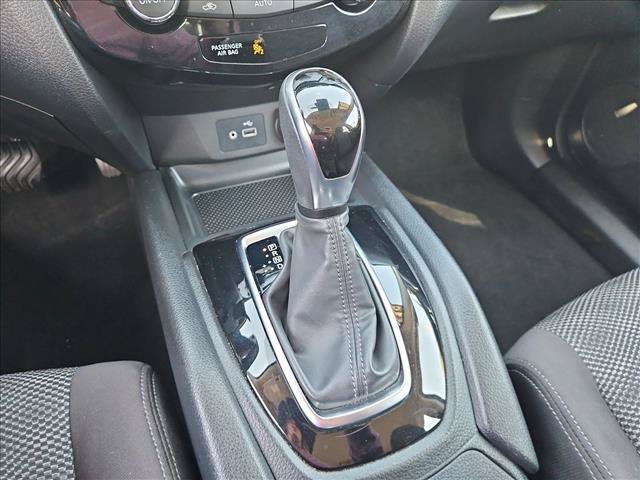 Used 2020 Nissan Rogue Sport SV AWD/4WD image 17