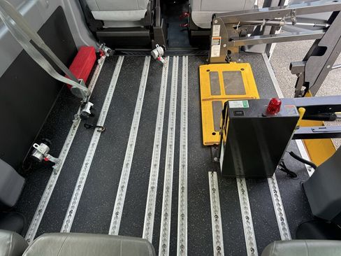 Used 2019 Ford Transit 150 XL RWD image 30