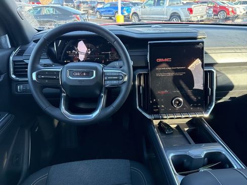 New 2026 GMC Acadia Elevation image 12