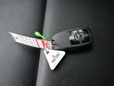 Used 2025 Mercedes-Benz Sprinter 2500 image 22