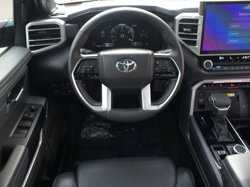 Used 2024 Toyota Tundra Platinum image 5